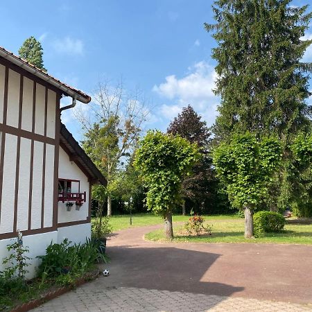 Studio Epicea Avec Jardin Dans Charmante Propriete Méry-sur-Oise Esterno foto